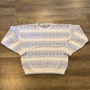 Vintage 417 by Van Heusen Men’s Crewneck Sweater.